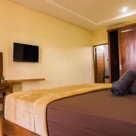 Hotel Cakra House à Denpasar Extérieur photo