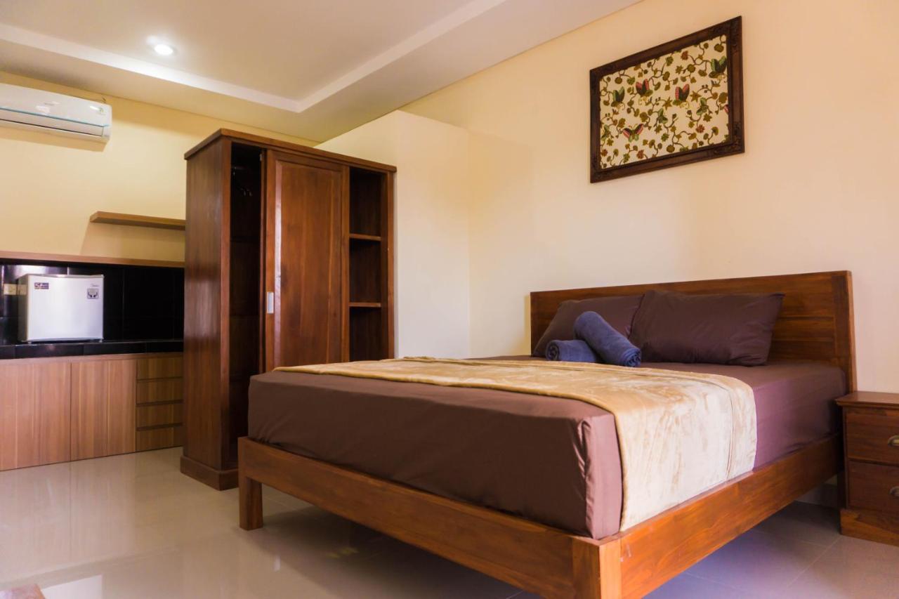 Hotel Cakra House à Denpasar Extérieur photo